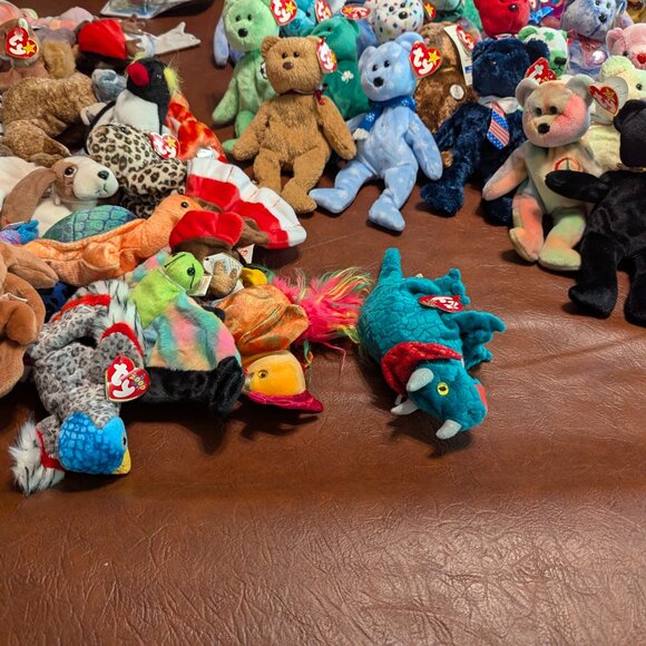 NWT Hundreds of Ty Beanie Babies From 1993 to early 2000's - Picture 14 of 16